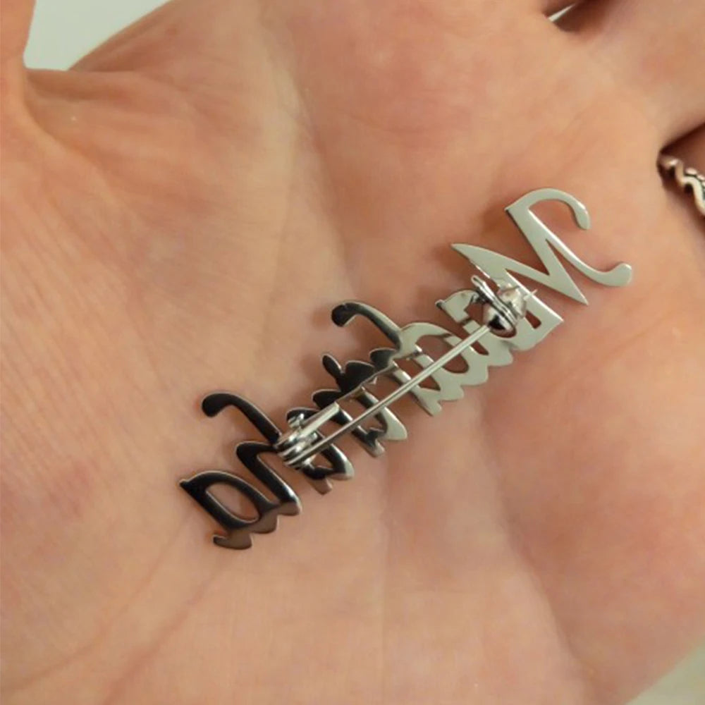 Broche Personnalisée Nom Acier Inoxydable - Badge Plaque Mariage Cadeau